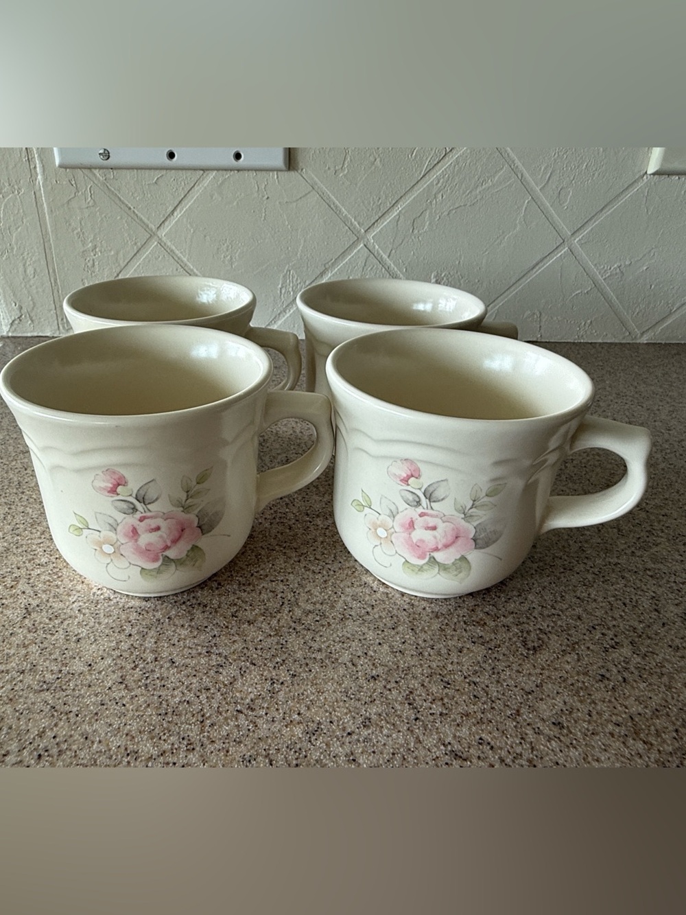 Pfaltzgraff Tea Rose 4 cups